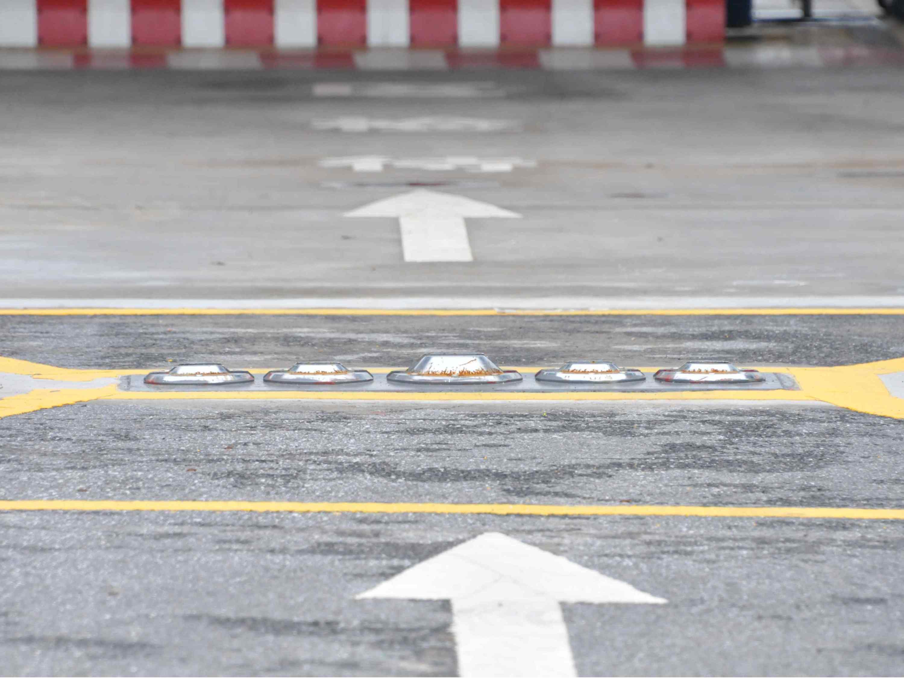 車底安檢系統(tǒng)走進(jìn)了日照機(jī)場