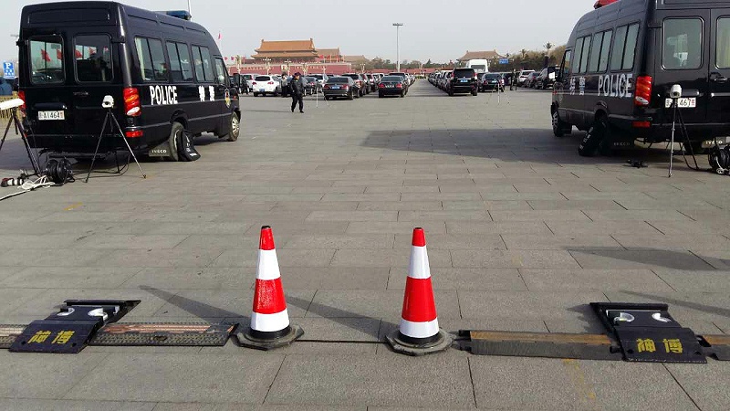 車底安檢應用在全國兩會