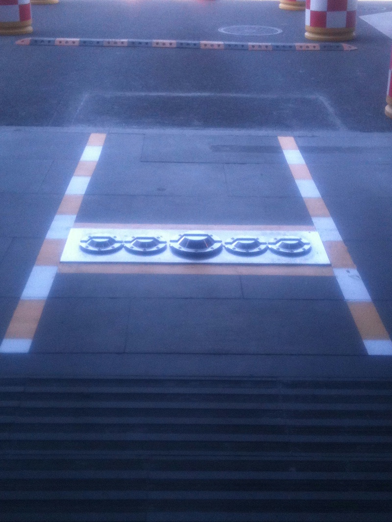 車底掃描