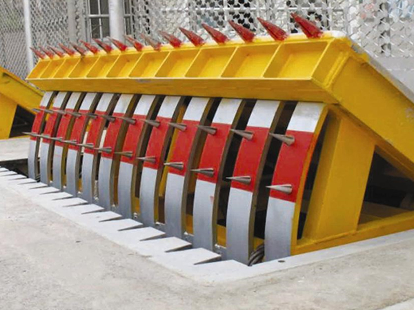 液壓路障機