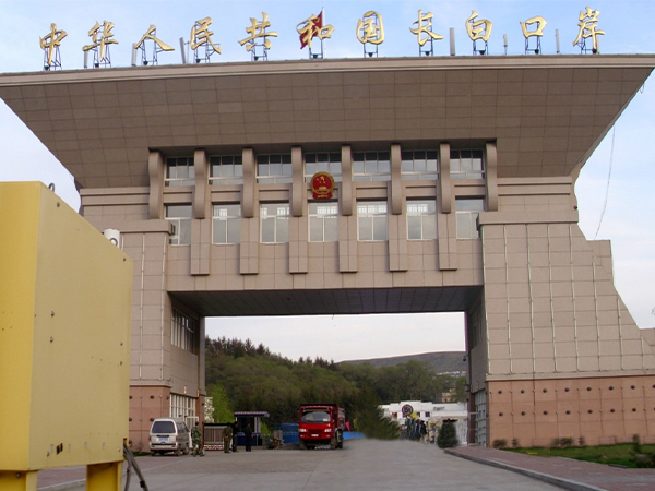 神博車底安檢系統(tǒng)邊防站解決方案