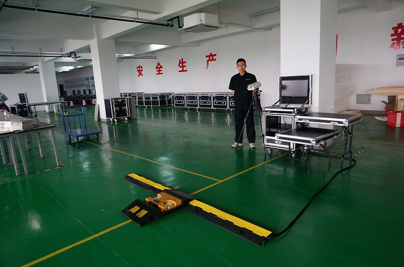 生產(chǎn)車底掃描車間